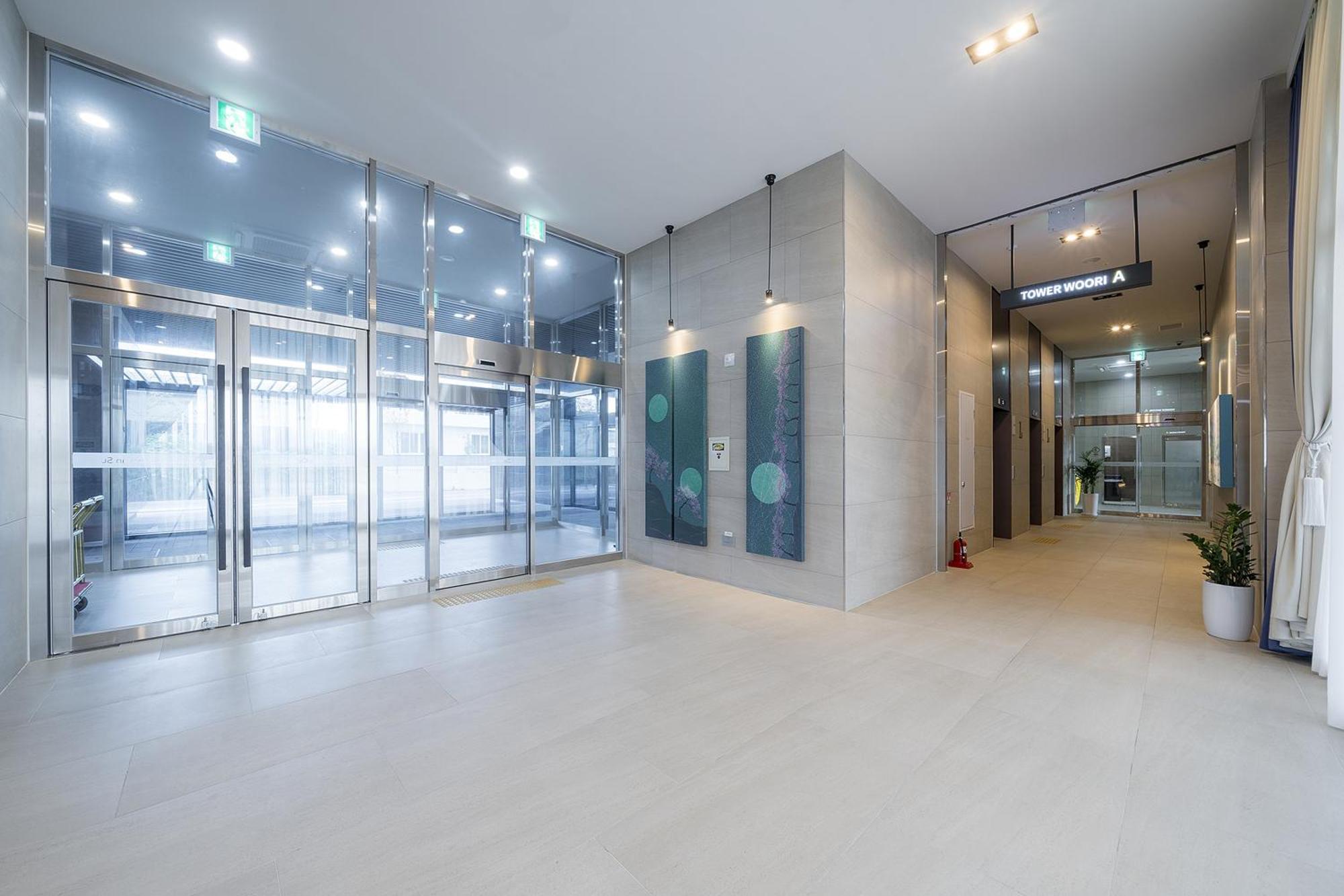 Gangneung Chonpines Ocean Suites Hotel Экстерьер фото