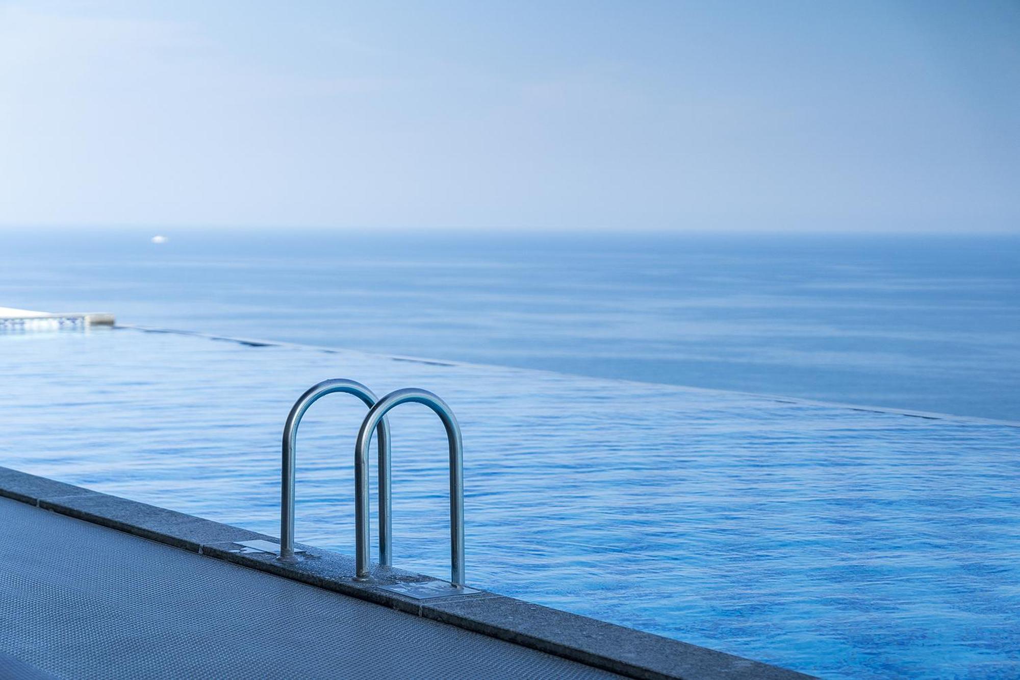 Gangneung Chonpines Ocean Suites Hotel Экстерьер фото