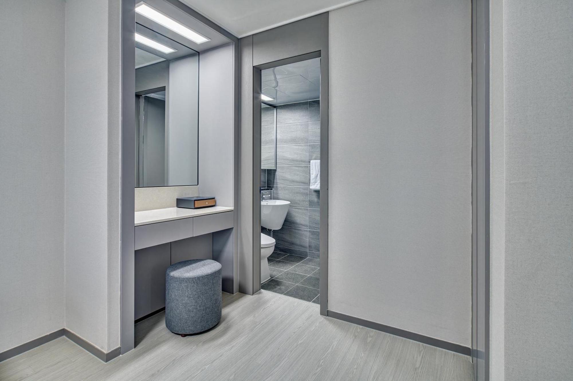 Gangneung Chonpines Ocean Suites Hotel Экстерьер фото